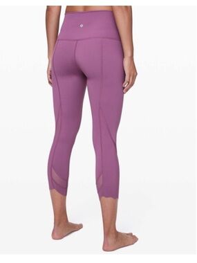 Lululemon Wunder Under Crop leggings featuring a scalloped hem vintage plum
